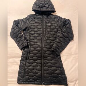 Women's Black Hooded Puffer Coat